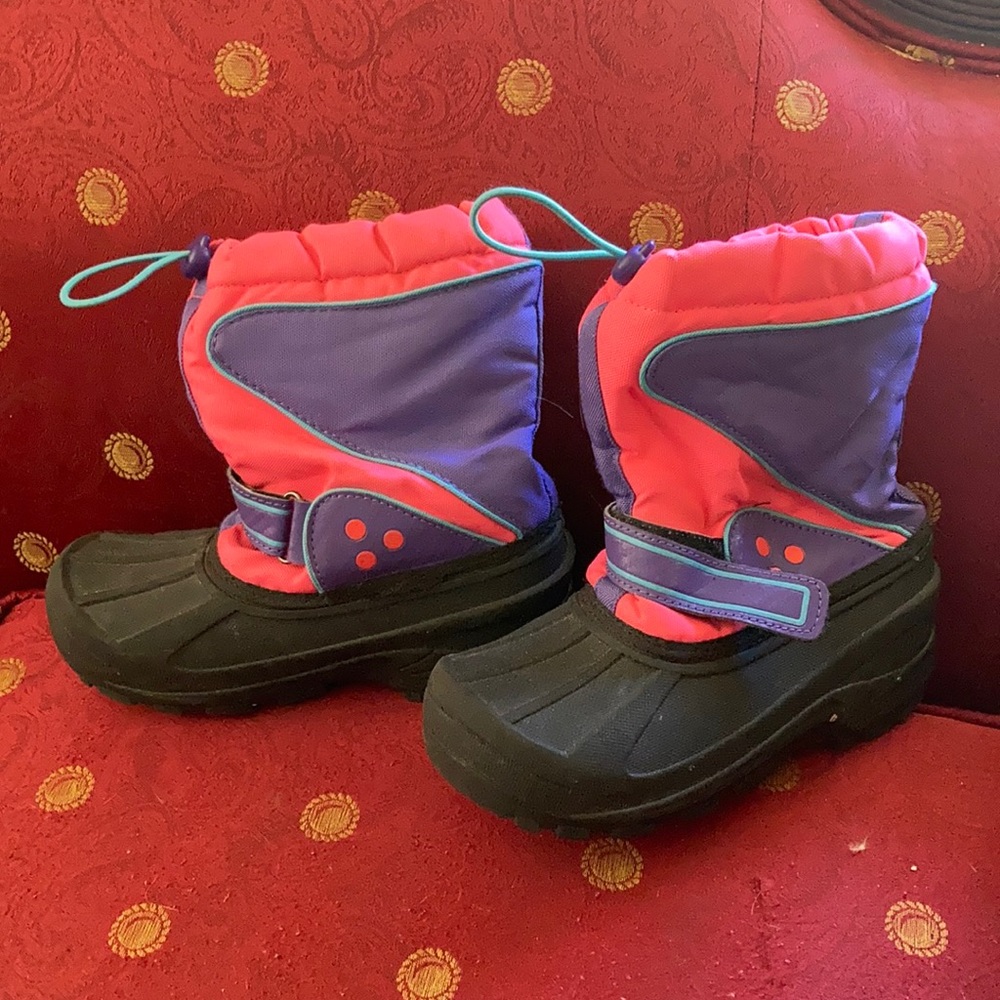 GUC Circo Snow Boots Girls size 1
